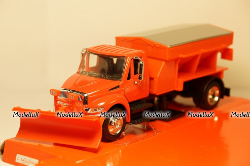 International 4200 Snow Plow Truck