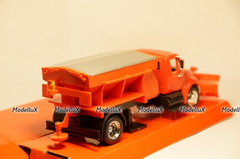 International 4200 Snow Plow Truck