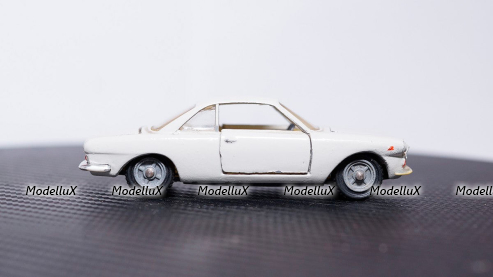 BMW M4 F82 Coupe, Paragon 1:18