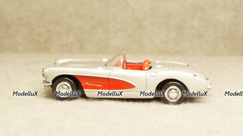 Chevrolet Corvette 1957, New Ray 1:43