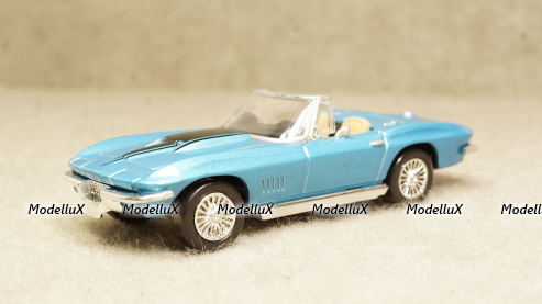 Chevrolet Corvette 1967, New Ray 1:43