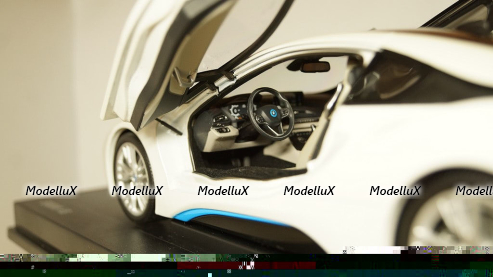 BMW I8, Paragon 1:18