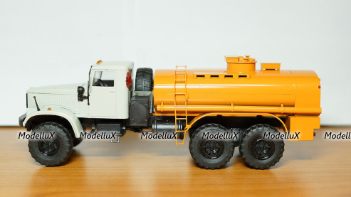 Краз 255, Саратов 1:43