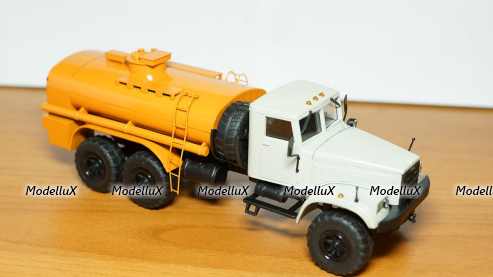 Краз 255, Саратов 1:43