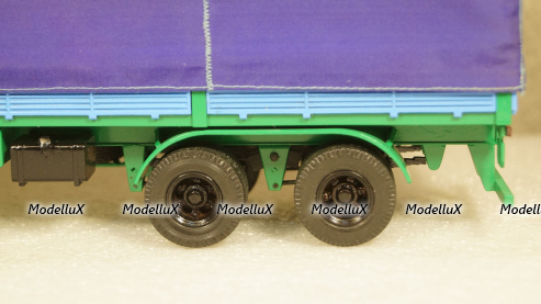 МАЗ-5205А полуприцеп с тентом, Viko models 1:43