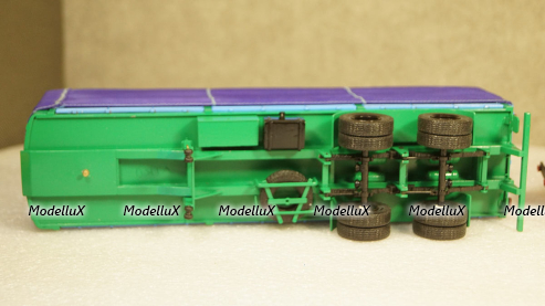МАЗ-5205А полуприцеп с тентом, Viko models 1:43