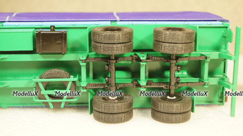 МАЗ-5205А полуприцеп с тентом, Viko models 1:43