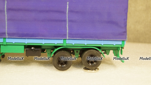МАЗ-5205А полуприцеп с тентом, Viko models 1:43