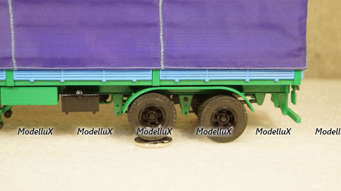 МАЗ-5205А полуприцеп с тентом, Viko models 1:43