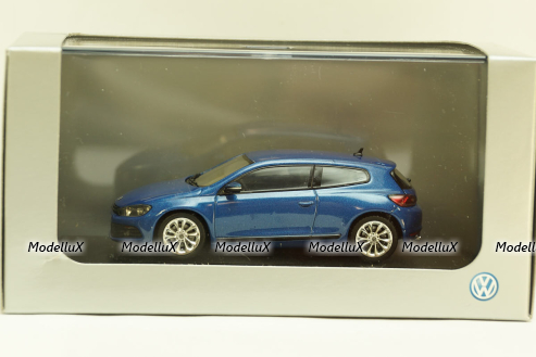 ISUZU BXD-30 №12 Hachette 1:43