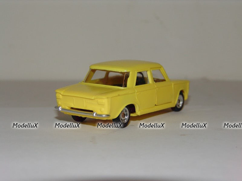 Fiat 1500 желтый