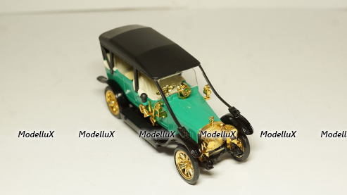 Руссо Балт С24-40 А22  09.1985 зеленый, 1:43
