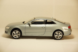 BMW 645 Maisto 1:18