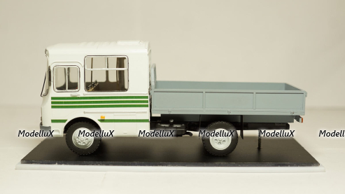 Паз 3205 внутрезаводской, Nik models 1:43