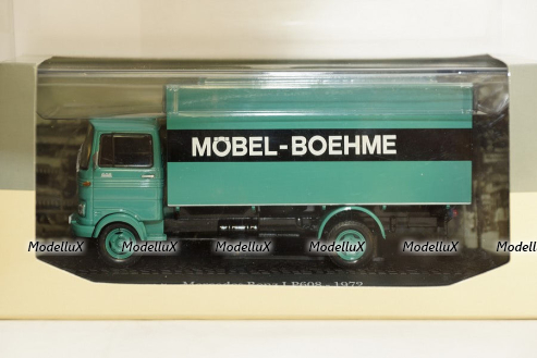 Land Rover Defender 110 Station Wagon 1:18 