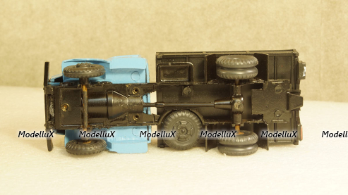 Зил 4331 бортовой синий/черный, з-д Вега 1:43