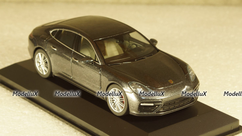 Porsche Panamera Turbo (2. Gen.) 2016 dark grey, Herpa 1:43