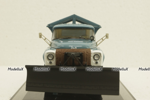 Зил-130 ПР-130 Пескоразбрасыватель, Ленинград 1968г, 113023, РЕПЛИКА DiP Models 1:43