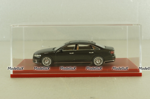 Бокс для моделей 1:64, размеры 12х5,5х4 (д*ш*в) красная подставка