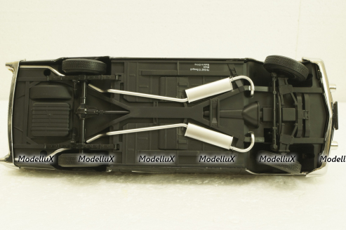 Газ-13 Чайка 1959 black, T9-1800250, Triple9 1:18