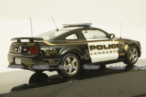 Ford Mustang GT, USA Lancaster Police 2005, MOC082, IXO 1:43