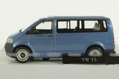Volkswagen T5 Caravella Light Blue, Cararama 1:43