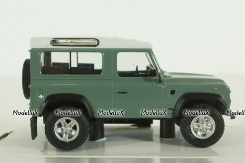 Land Rover Defender 90, green, Cararama 1:43 Уценка!