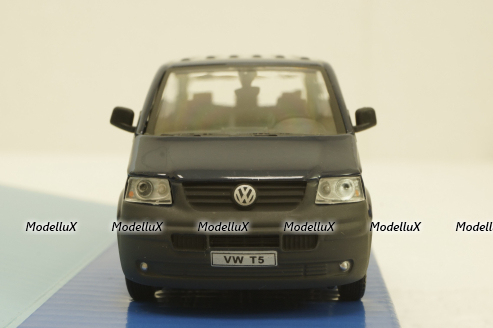 Volkswagen T5 Caravella  blue, Cararama 1:43
