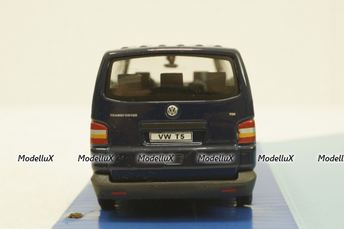 Volkswagen T5 Caravella  blue, Cararama 1:43