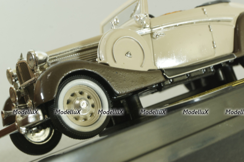 Maybach SW38 Cabriolet (open) Spohn 1937, beige, 43705, Signature Model 1:43
