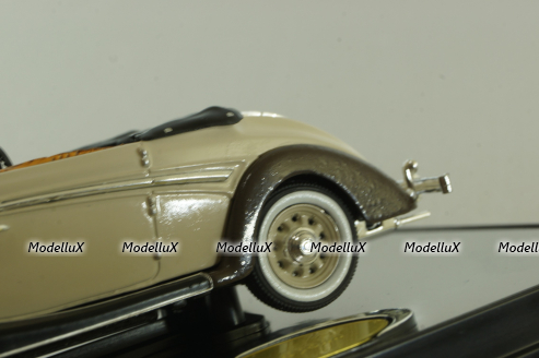 Maybach SW38 Cabriolet (open) Spohn 1937, beige, 43705, Signature Model 1:43