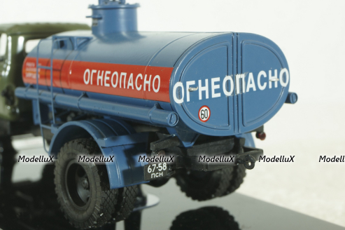 Газ-53А АЦ-4,2 цистерна бензовоз 1980 г., 105320, DiP Models 1:43