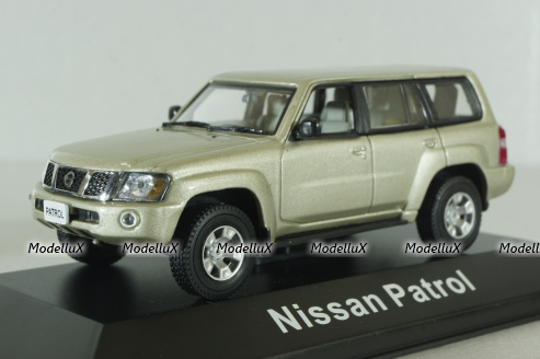 Nissan Patrol (Y61) 2005, champagne, JC074, J-Collection 1:43