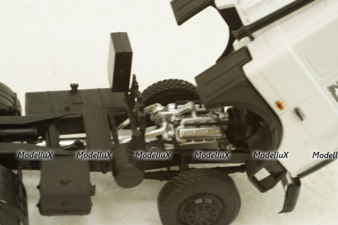 Маз-6422 тягач 1989г белый, АвтоИстория 1:43