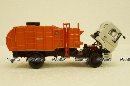 МКМ-4503 Камаз-43253 Мусоровоз с манипулятором, 101975, АвтоИстория 1:43