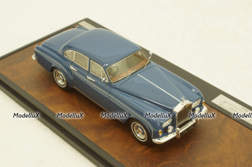 Rolls Royce Mulliner SCIII Flying Spur 1965 blue, MX11705-083, Matrix 1:43