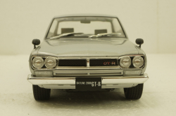 Nissan Skyline GT-R KPGC10, silver, T9-1800180, Triple9 1:18