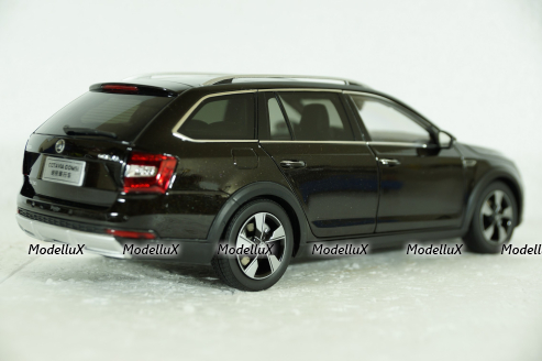 Skoda Octavia Combi (A7) 2017, brown, 2502BR, Paudi 1:18