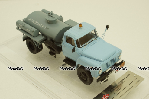 МЗ-3607 масло-заправщик на шасси Газ-52, Гомельская обл. 1990 г.,105228, DiP Models 1:43