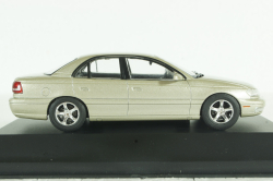 Cadillac Catera (Opel Omega) 2000, pearlsilver, Altaya 1:43