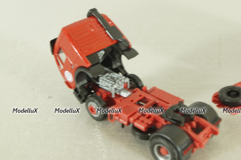 Mercedes SK 1850 tractor with semi trailer HOYER 1994, red, Herpa 1:87