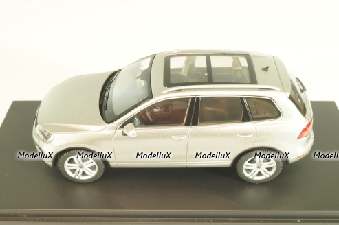 Volkswagen Touareg (7P) 2010, silver, 7P1099300B7W, Schuco 1:43