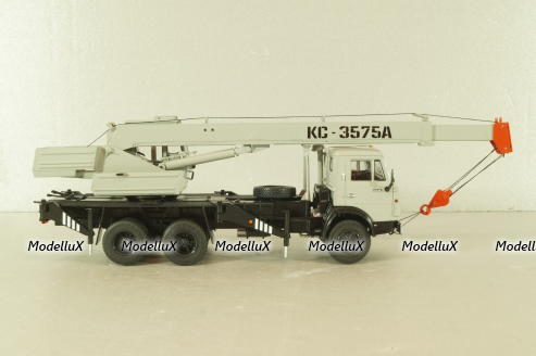 КС-3575А(53213) Автокран на шасси Камаз-53213, серый, Автоистория 1:43
