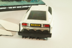 Lotus Esprit from movie "The Spy who loved me" 1977, white, James Bond Modellauto Collection №3, Altaya 1:43