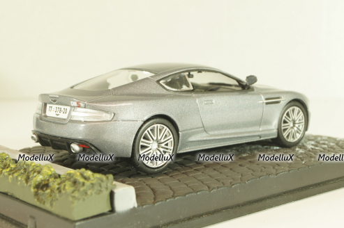 Aston Martin DBS from movie "Casino Royale" 2006, silver, James Bond Modellauto Collection #5, Altaya 1:43