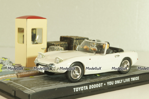 Toyota 2000 GT from movie "You only live twice" 1967, white, James Bond Modellauto Collection #7, Altaya 1:43
