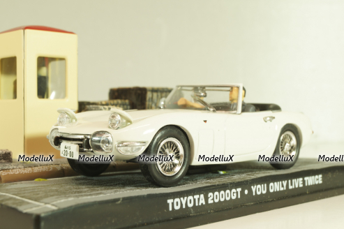 Toyota 2000 GT from movie "You only live twice" 1967, white, James Bond Modellauto Collection #7, Altaya 1:43