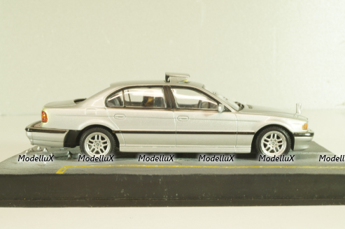BMW 750iL (E38) from movie "Tomorrow never dies" 1997, silver, James Bond Modellauto Collection #15, Altaya 1:43