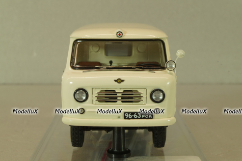 Уаз-450А, Скорая Медицинская Помощь (интерьер гражданской скорой) 1960 г, 145023, DiP Models 1:43