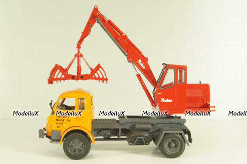 Saviem 4x4 truck with a hydraulic excavator "Poclain" 1957, orange/red, Les Plus Mythiques Saviem #3, Deagostini 1:43